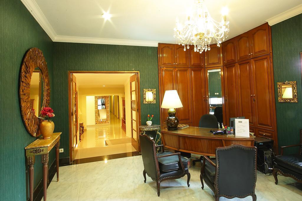 Arimbi Pejaten Suites Jakarta Exteriér fotografie
