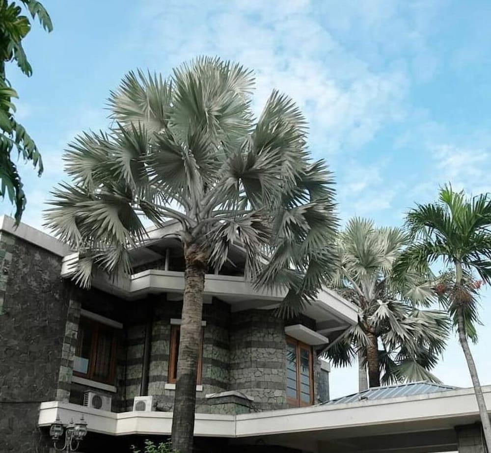 Arimbi Pejaten Suites Jakarta Exteriér fotografie
